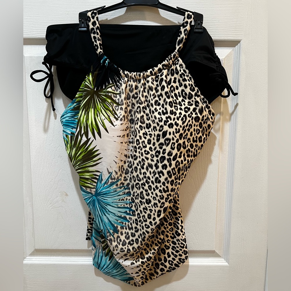Cheetah Palm 2Piece Tankini Swimsuit 🩱 Size 16